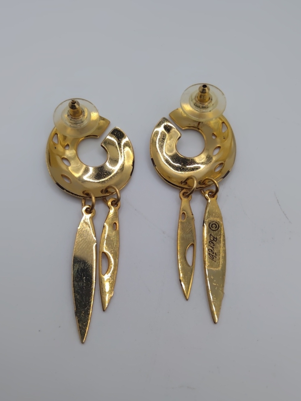 Berēbi Tribal Gold Tone And Black Enamel Dangle Pierced Earrings - Picture 4 of 8